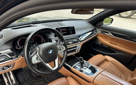BMW 7 серия, 2016 год, 3 850 000 рублей, 19 фотография
