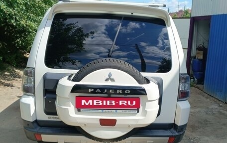 Mitsubishi Pajero IV, 2008 год, 1 990 000 рублей, 4 фотография