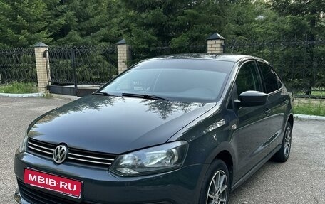 Volkswagen Polo VI (EU Market), 2011 год, 640 000 рублей, 1 фотография