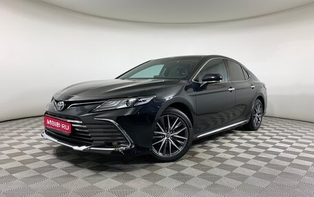 Toyota Camry, 2023 год, 4 200 000 рублей, 1 фотография