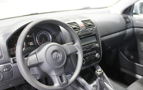 Volkswagen Jetta VI, 2010 год, 745 000 рублей, 10 фотография