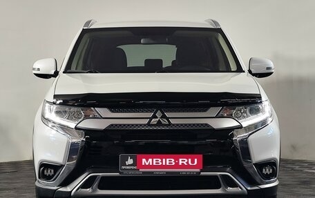 Mitsubishi Outlander III рестайлинг 3, 2020 год, 2 320 011 рублей, 2 фотография