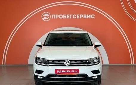 Volkswagen Tiguan II, 2017 год, 2 920 000 рублей, 2 фотография