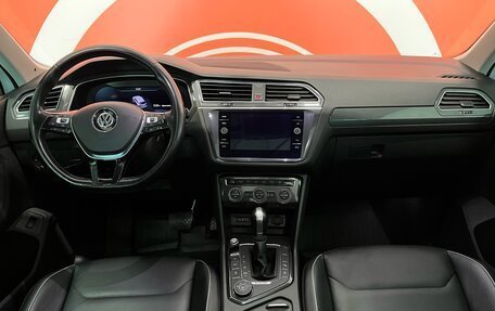 Volkswagen Tiguan II, 2017 год, 2 920 000 рублей, 9 фотография