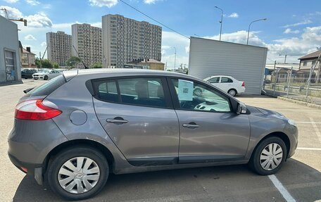 Renault Megane III, 2011 год, 898 000 рублей, 3 фотография