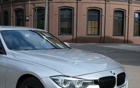 BMW 3 серия, 2018 год, 3 250 000 рублей, 24 фотография