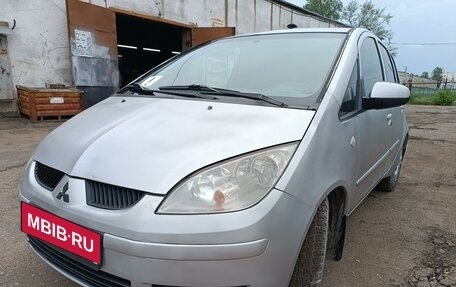 Mitsubishi Colt VI рестайлинг, 2006 год, 300 000 рублей, 1 фотография