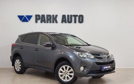 Toyota RAV4, 2013 год, 1 950 000 рублей, 3 фотография