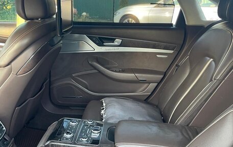 Audi A8, 2011 год, 1 850 000 рублей, 4 фотография