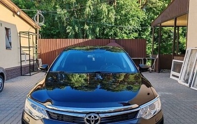 Toyota Camry, 2017 год, 2 610 000 рублей, 1 фотография