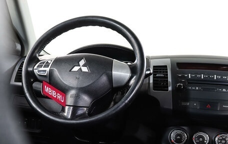 Mitsubishi Outlander III рестайлинг 3, 2010 год, 1 147 000 рублей, 15 фотография