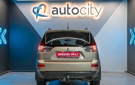 Mitsubishi Outlander III рестайлинг 3, 2007 год, 1 335 000 рублей, 6 фотография