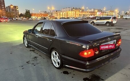 Mercedes-Benz E-Класс, 1997 год, 580 000 рублей, 24 фотография