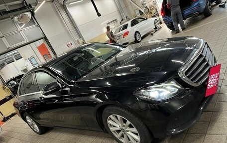 Mercedes-Benz E-Класс, 2018 год, 2 545 000 рублей, 2 фотография