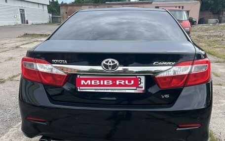 Toyota Camry, 2013 год, 1 650 000 рублей, 4 фотография