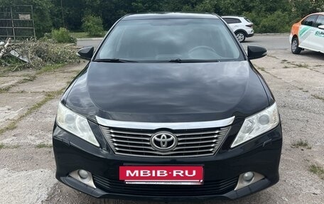 Toyota Camry, 2013 год, 1 650 000 рублей, 2 фотография