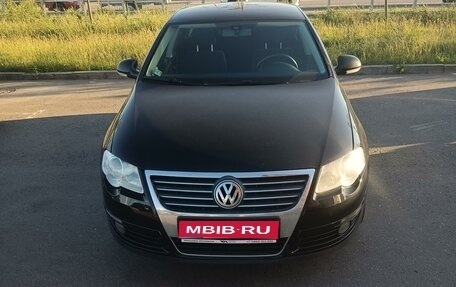 Volkswagen Passat B6, 2010 год, 900 000 рублей, 1 фотография