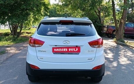 Hyundai ix35 I рестайлинг, 2011 год, 1 360 000 рублей, 6 фотография