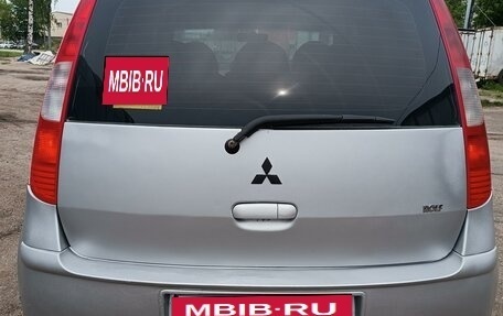 Mitsubishi Colt VI рестайлинг, 2006 год, 300 000 рублей, 5 фотография