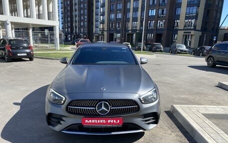 Mercedes-Benz E-Класс, 2020 год, 4 200 000 рублей, 1 фотография