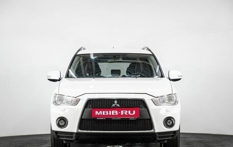 Mitsubishi Outlander III рестайлинг 3, 2010 год, 1 330 000 рублей, 2 фотография