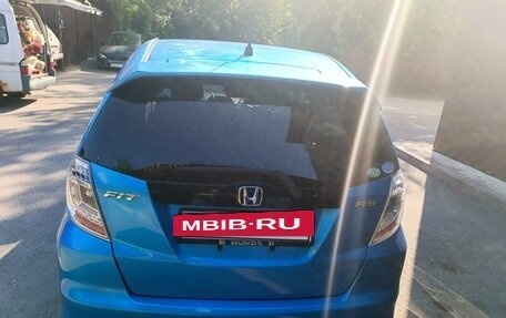 Honda Fit III, 2010 год, 949 999 рублей, 8 фотография