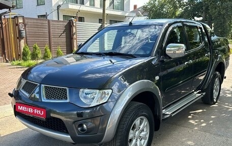 Mitsubishi L200 IV рестайлинг, 2012 год, 1 650 000 рублей, 1 фотография