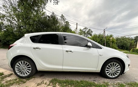 Opel Astra J, 2013 год, 1 250 000 рублей, 3 фотография