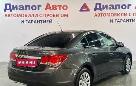 Chevrolet Cruze II, 2011 год, 699 000 рублей, 4 фотография