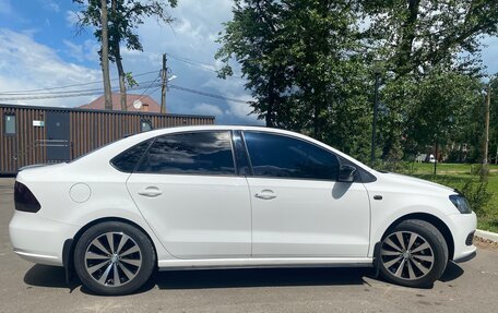 Volkswagen Polo VI (EU Market), 2013 год, 1 300 000 рублей, 4 фотография