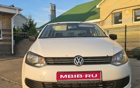 Volkswagen Polo VI (EU Market), 2013 год, 700 000 рублей, 3 фотография