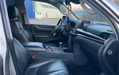 Lexus LX III, 2016 год, 6 600 000 рублей, 3 фотография