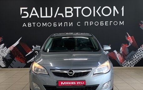 Opel Astra J, 2011 год, 635 000 рублей, 5 фотография