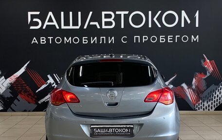 Opel Astra J, 2011 год, 635 000 рублей, 6 фотография