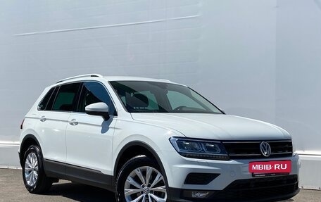 Volkswagen Tiguan II, 2019 год, 2 785 300 рублей, 3 фотография