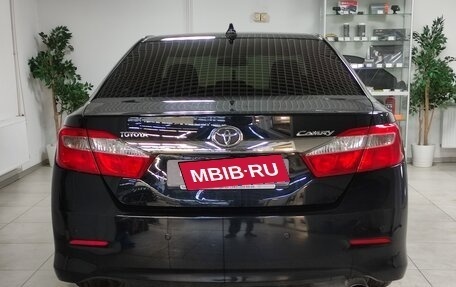 Toyota Camry, 2013 год, 1 890 000 рублей, 4 фотография