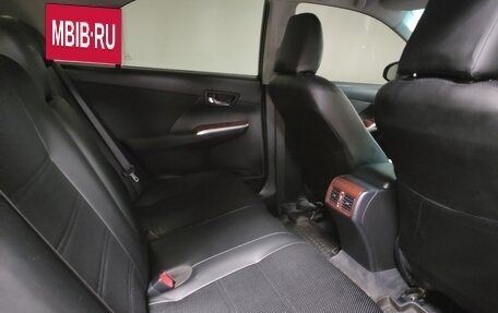 Toyota Camry, 2013 год, 1 890 000 рублей, 10 фотография