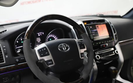 Toyota Land Cruiser 200, 2013 год, 3 199 000 рублей, 13 фотография