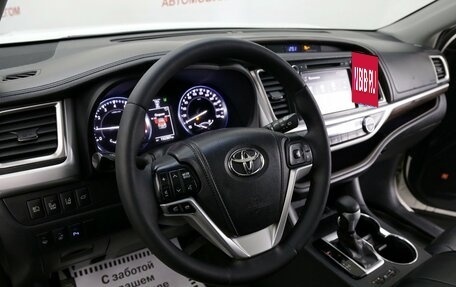 Toyota Highlander III, 2015 год, 2 649 000 рублей, 14 фотография