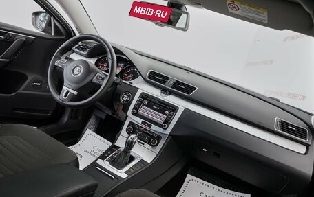 Volkswagen Passat B7, 2011 год, 899 000 рублей, 5 фотография