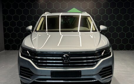 Volkswagen Touareg III, 2023 год, 10 190 000 рублей, 2 фотография