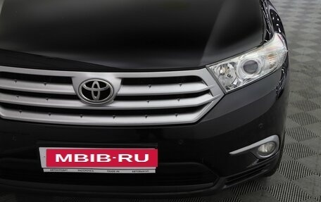 Toyota Highlander III, 2013 год, 1 899 000 рублей, 16 фотография