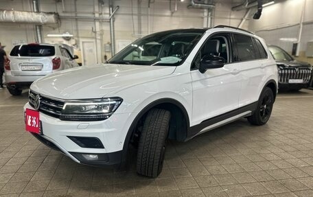 Volkswagen Tiguan II, 2018 год, 2 645 000 рублей, 3 фотография