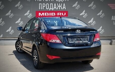 Hyundai Solaris II рестайлинг, 2015 год, 1 170 000 рублей, 5 фотография