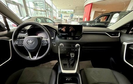 Toyota RAV4, 2024 год, 5 100 000 рублей, 15 фотография