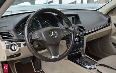 Mercedes-Benz E-Класс, 2010 год, 1 999 000 рублей, 6 фотография