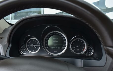 Mercedes-Benz E-Класс, 2010 год, 1 999 000 рублей, 14 фотография