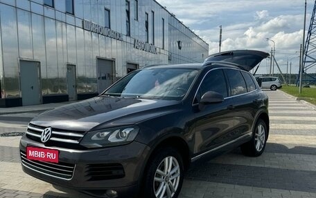 Volkswagen Touareg III, 2010 год, 1 850 000 рублей, 1 фотография