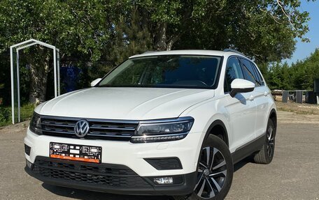 Volkswagen Tiguan II, 2019 год, 2 965 000 рублей, 1 фотография