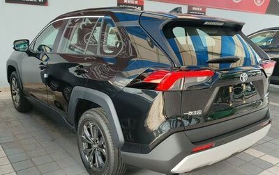 Toyota RAV4, 2024 год, 4 315 000 рублей, 1 фотография